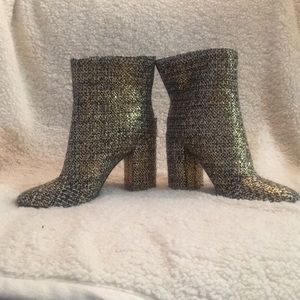 Jessica Simpson Black / Gold Boots